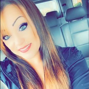 Meet your Posher, Lalaena